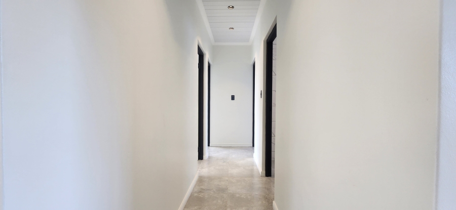 3 Bedroom Property for Sale in Bredasdorp Western Cape